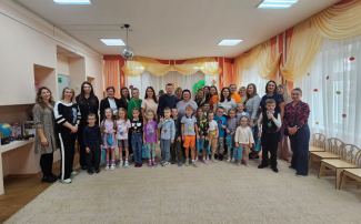 Детско- родительский фестиваль речевой активности для детей с тяжёлыми нарушениями речи Детско- родительский фестиваль речевой активности для детей с тяжёлыми нарушениями речи.